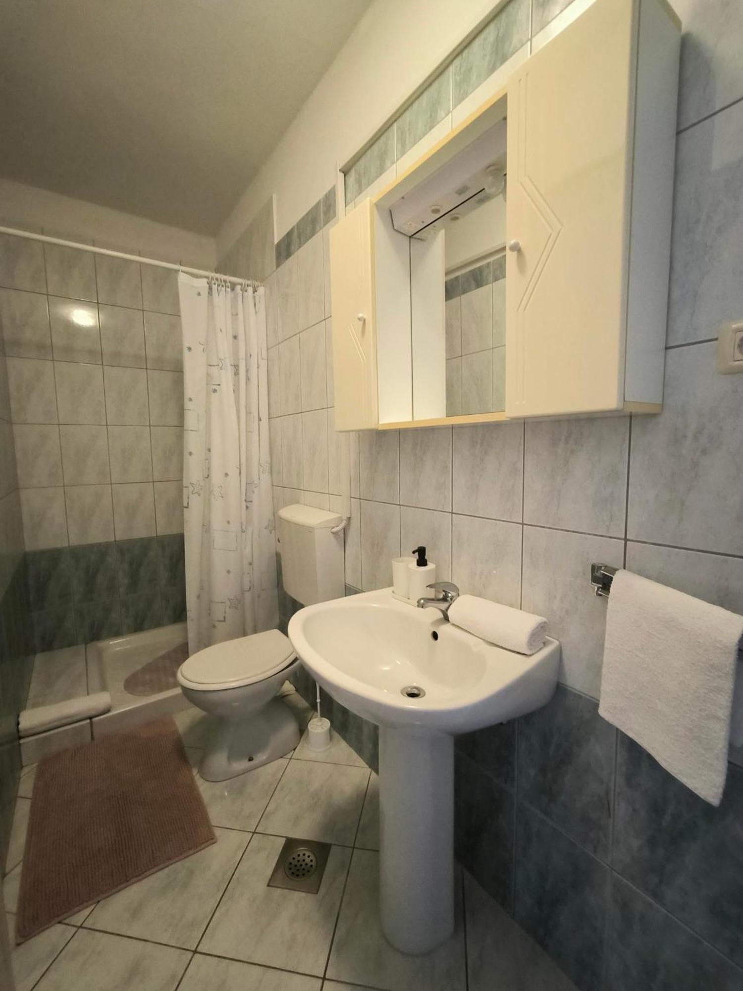 Rooms And Apartment Matika Rovinj Exterior foto