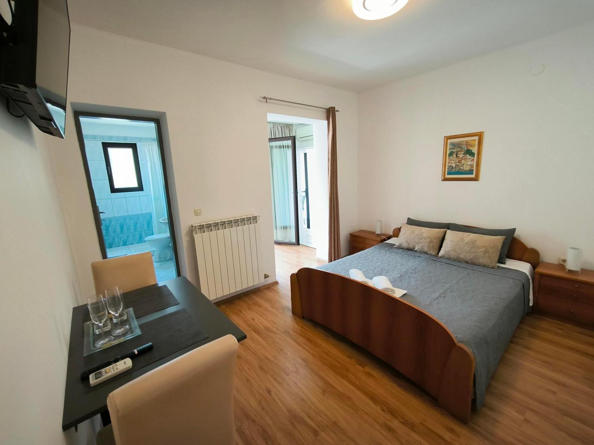Rooms And Apartment Matika Rovinj Exterior foto